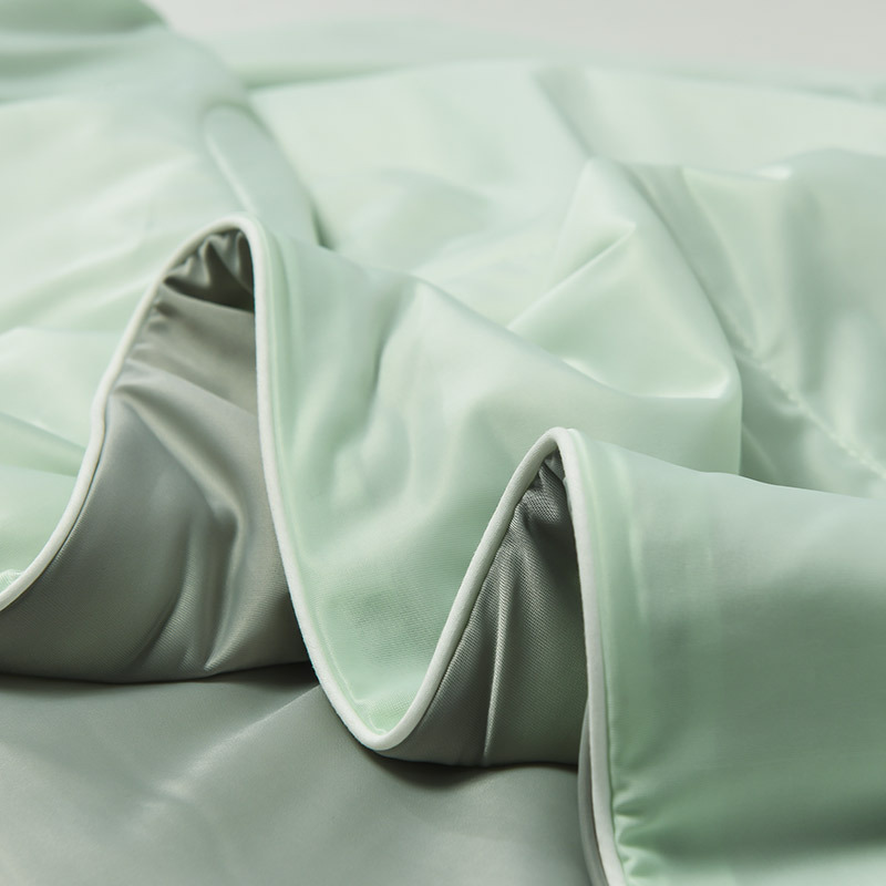 Factory direct sales of Class A ice cream cool summer quilts, air-conditioned quilt cores, washable summer cool quilts, summer thin quilts wholesale Specification image