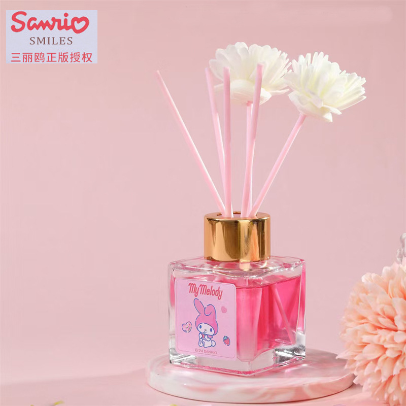 三丽鸥正版授权家用无火香薰精油酒店厕所香氛室内空气清新剂摆件