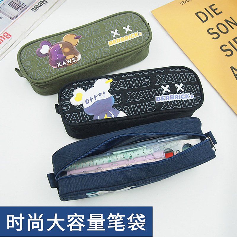 新款笔袋大容产品图