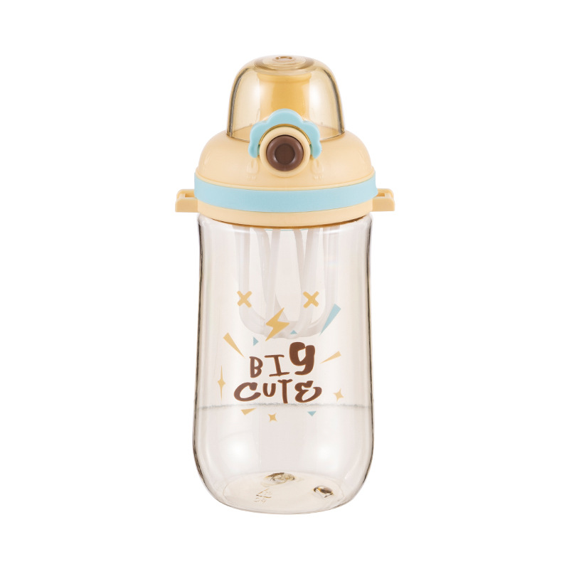 Changnuo Korean Cartoon Rocking Space Cup, Children's portable leak-proof and shock-resistant sports water bottle, Straw cup, primary school students' summer hand-held large capacity water cup 650ml, 650-493 Item Picture
