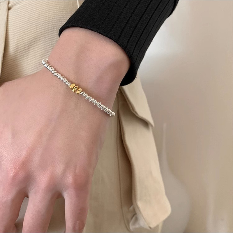 A Korean-style light luxury, niche and exquisite gold silver bracelet with a cold and elegant female style. A silver ring as a gift for your best friend Specification image