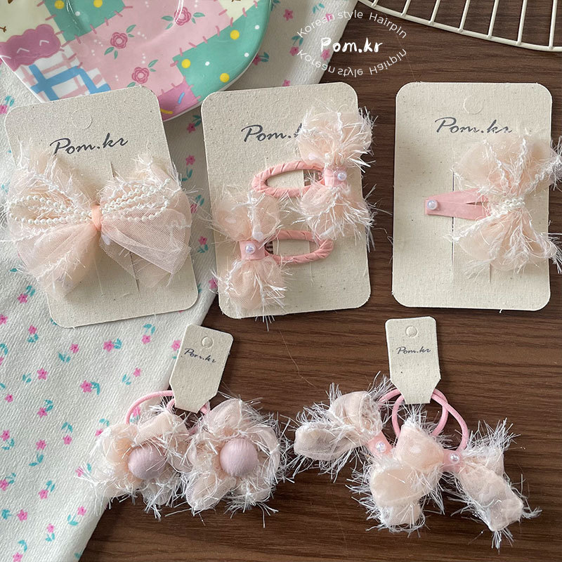 New Korean-style sweet bow hair clips, super fairy-like bangs clips for girls, fabric children's matching ponytail hair bands Application Scenario