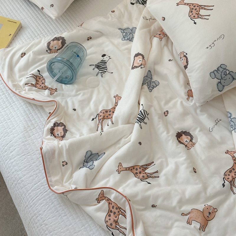 Class A mother and baby grade summer cooling quilt, washable quilt, summer children's cartoon printed single thin air-conditioned quilt for kindergartens Specification image