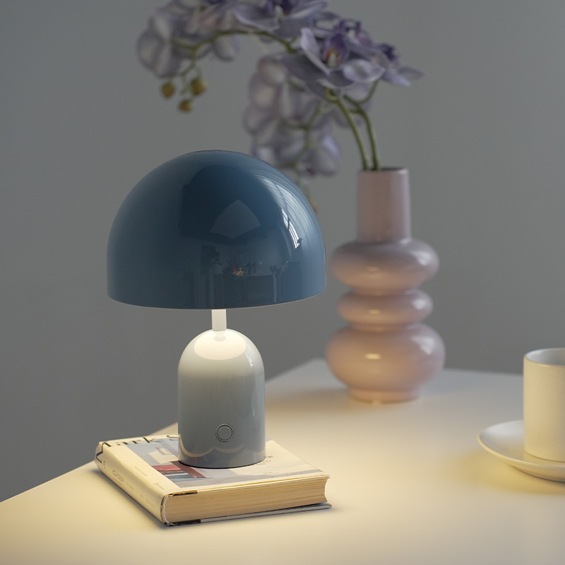 Advanced Sense Desk Lamp Modern Designer Bedside Lamp Mobile Charging Brightness Adjustable Fashion Light Luxury Creative Desk Lamp Specification drawing
