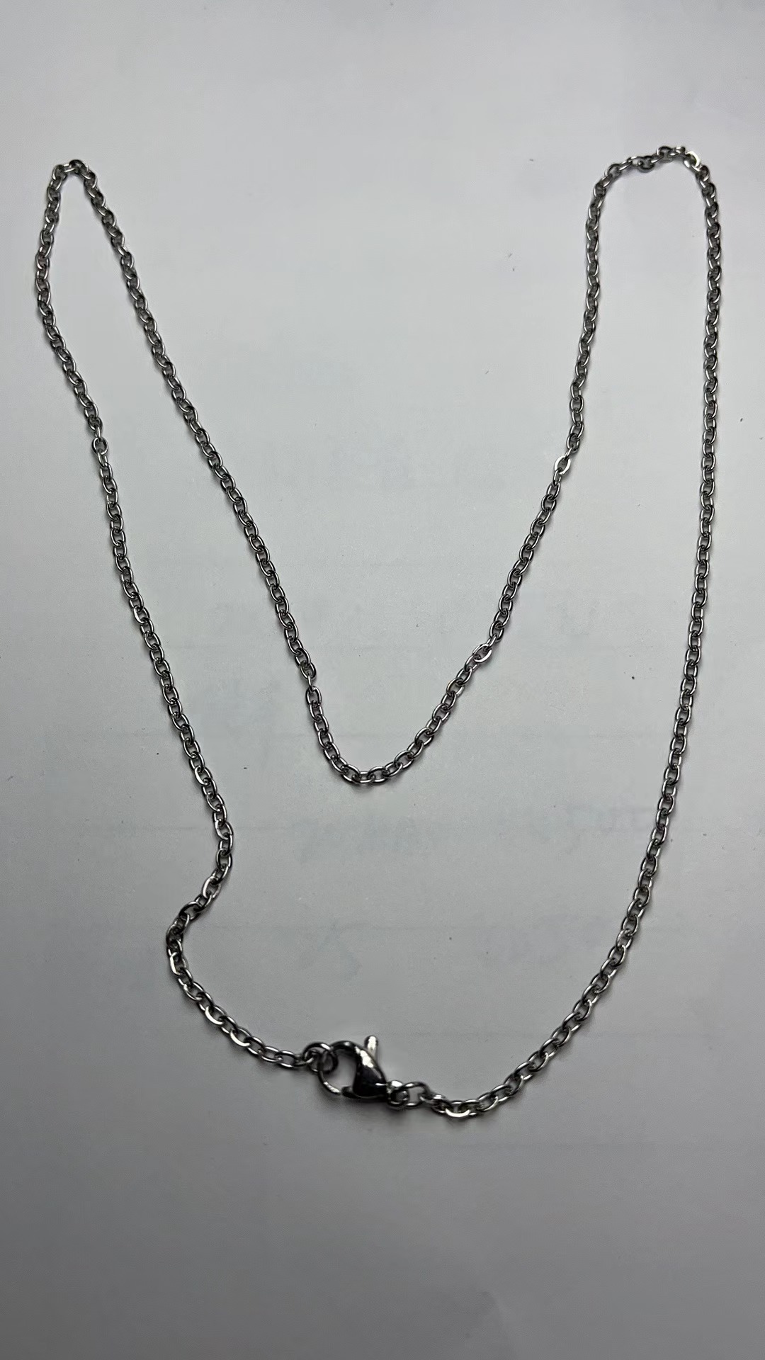 Direct sales of creative and simple stainless steel necklaces, European and American stainless steel twist necklaces, men's export accessories chains