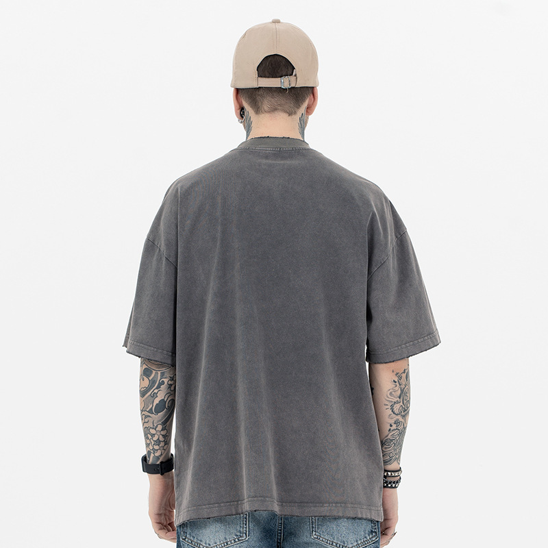 SUP Men's Wear - New Spring/Summer 2024 collection: edr, a trendy brand from the second-generation rich kids, features a short-sleeved T-shirt with an embroidered logo on the chest and a loose top details Picture