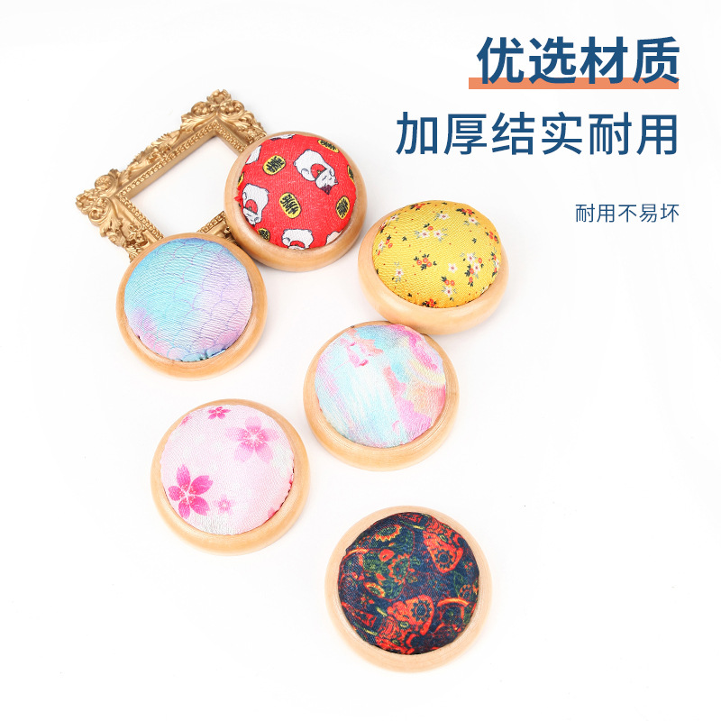 Zefeng woodbottom needle insert embroidery needle insert needle thread cloth storage needle insert bag Hand diy cross-stitch tool pincushion Application Scenario