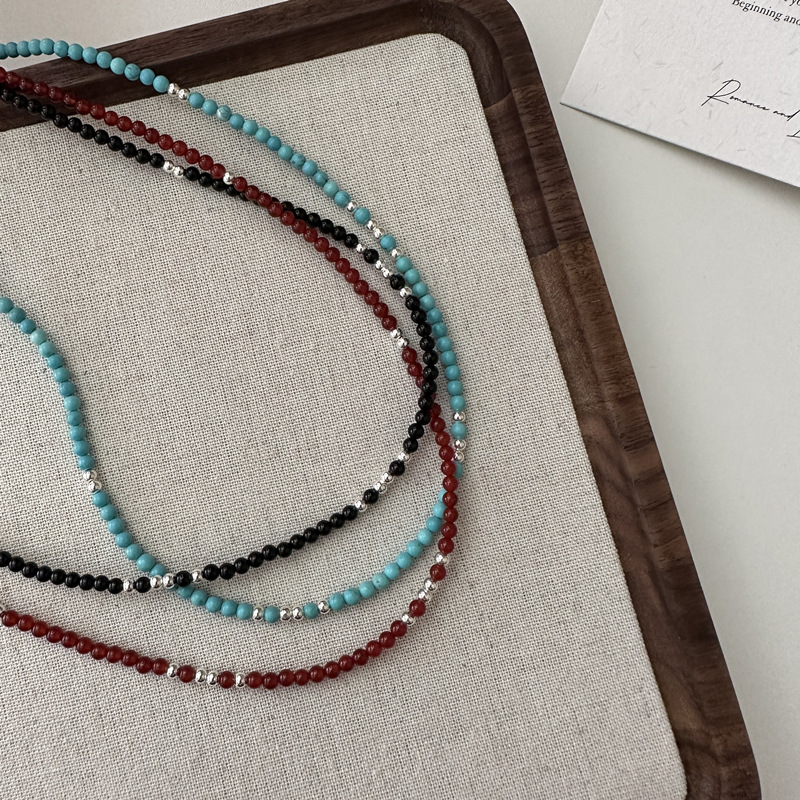s925 sterling silver fever style beaded necklace, an Instagram blogger's outfit item. Agate and turquoise stackable collarbone chain Application Scenario