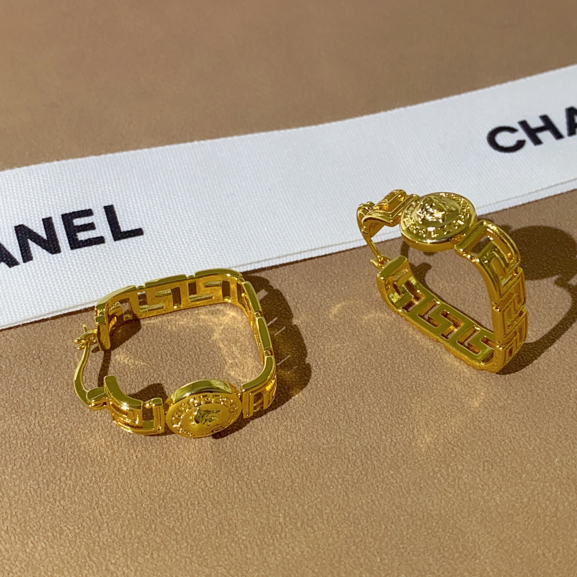 欧美复古金属风美杜莎人像钱币中古耳扣耳环气质高级vintage耳饰