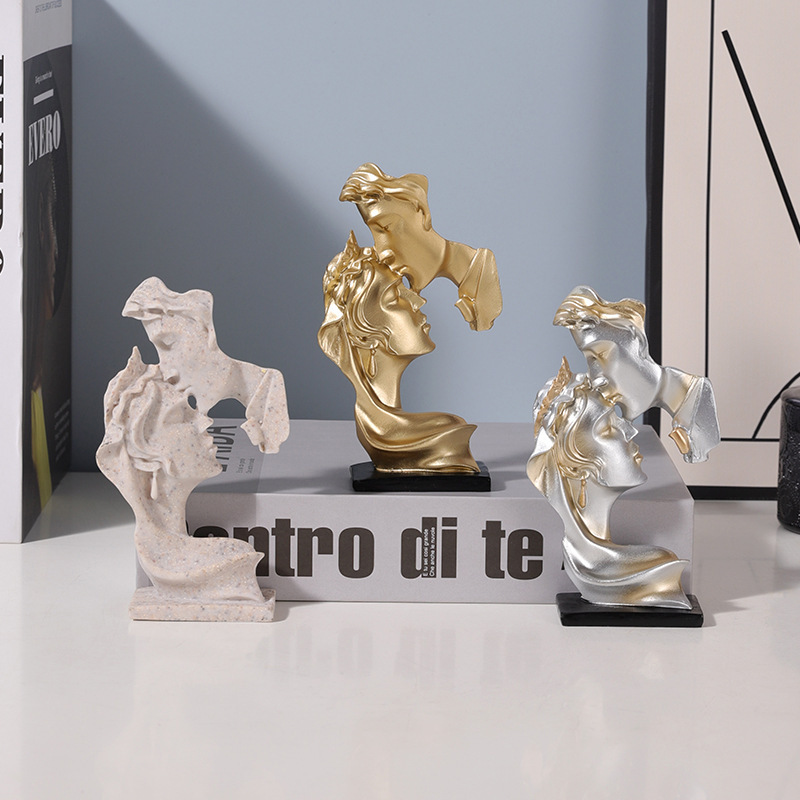迷你一吻情深树脂小摆件创意人物情侣雕像桌面装饰工艺品