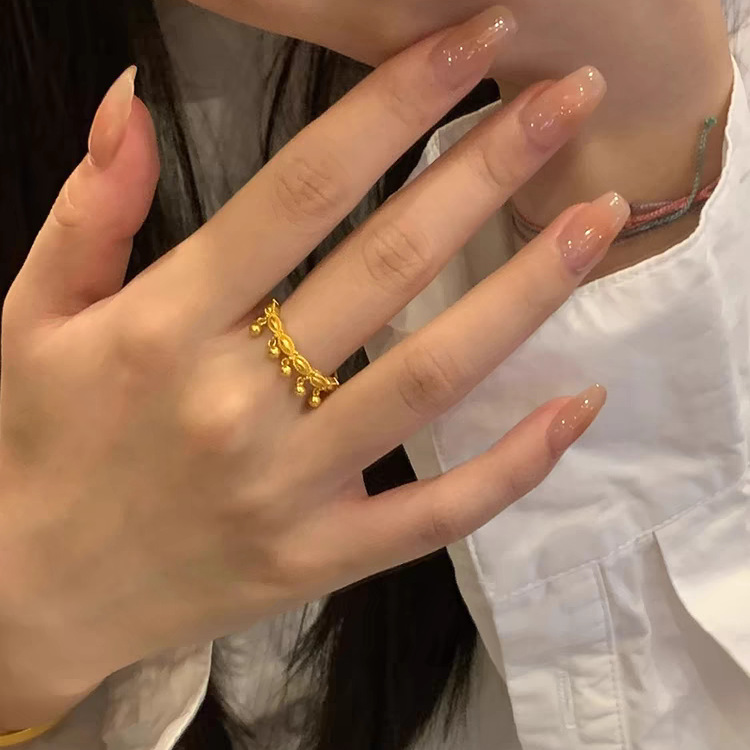 The same style of Xiaohongshu's sand-gold ring with small round beads and tassels, a trendy and fashionable index finger ring, is a perfect gift for your best friend Specification image