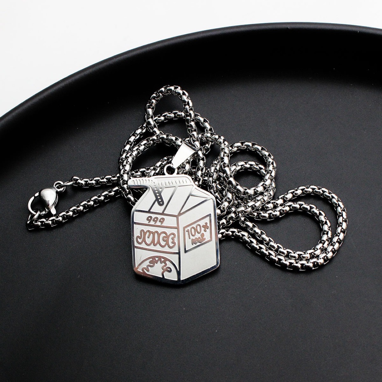 Cross-border best-selling stainless steel milk bottle pendants, titanium steel personalized jewelry necklaces for men and women, personalized and niche designs wholesale pic 3
