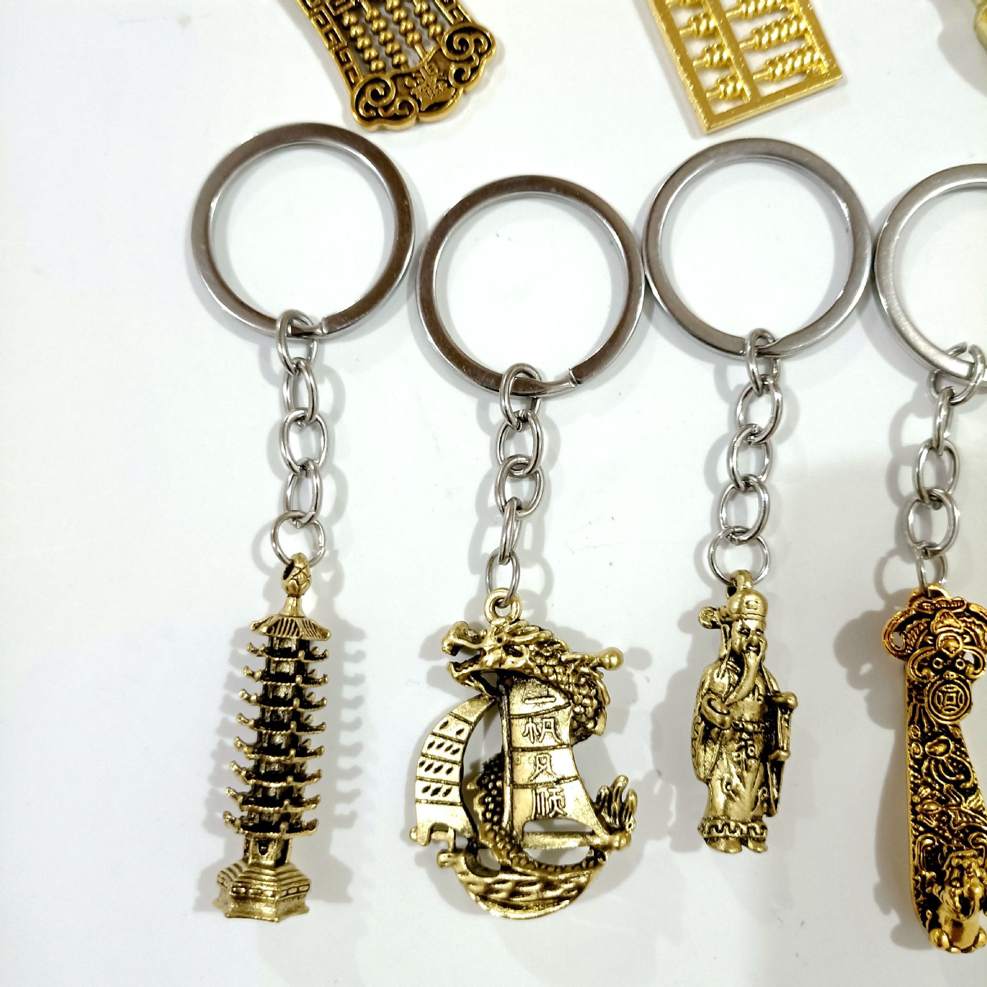 【 Zone 1-5 】 Copper-plated keychains 100 yuan per pack 2000 yuan per box, copper-like pendants, copper-plated keychains, keychains, metal accessories, street stalls, temple fairs, retro keychains 1 yuan, 2 yuan supply details Picture