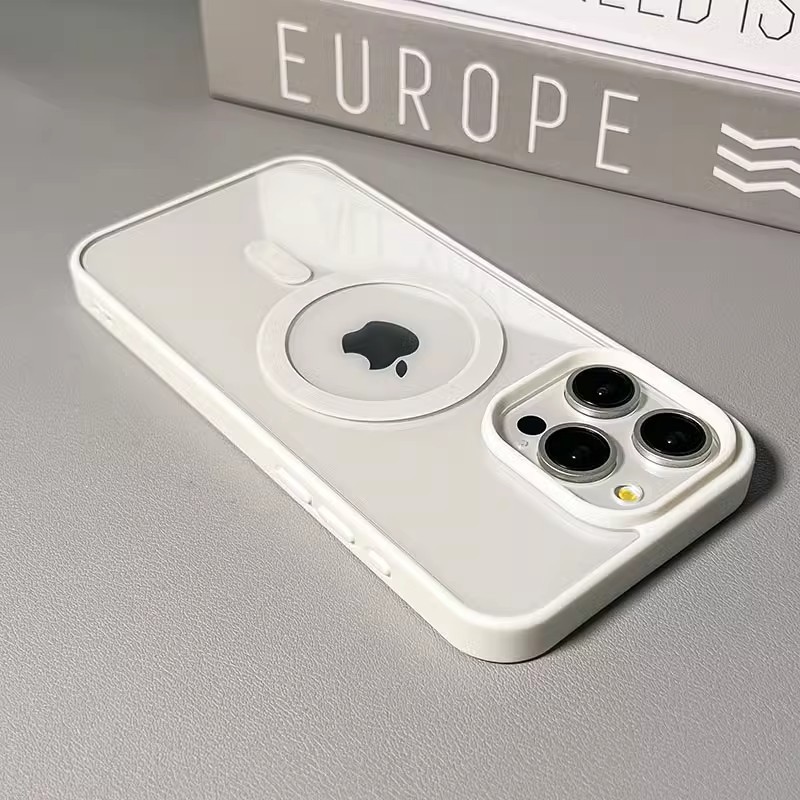 تطبيق APhone16 الشفافة على Apple 15 Aclek (Aclex) التي تمتص الغلاف المغنطيسي الشفاف Application Scenario