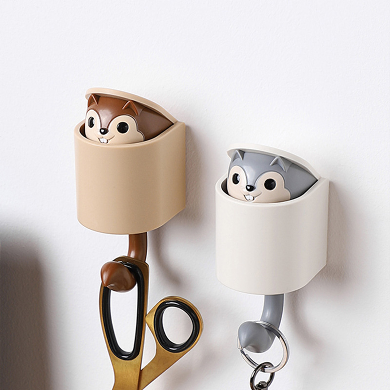 Creative Squirrel Hook Behind Door Coat Hook Cute Sticky Hook Wall Hanging Wall Doorway Storage Key Hanging Hook Specification drawing