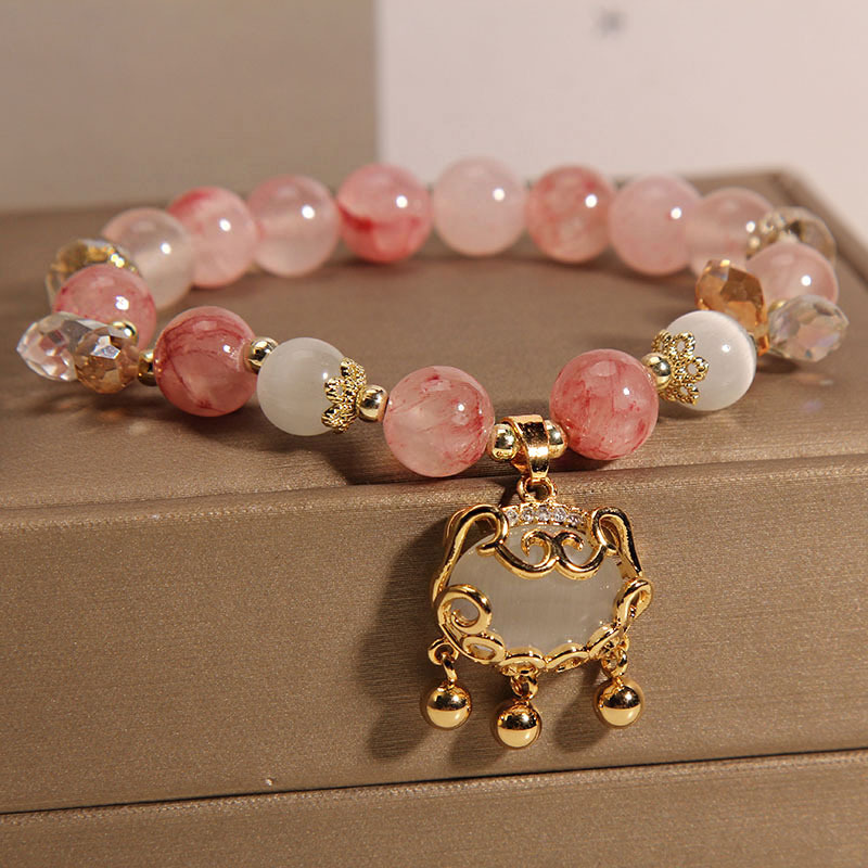 Versión coreana pequeño fresco y colorido fresa cristal pulsera mujeres ins nicho luz de lujo micro con circonitas lazo pulsera pulsera de cristal cristal pulsera de alta sensibilidad Application Scenario