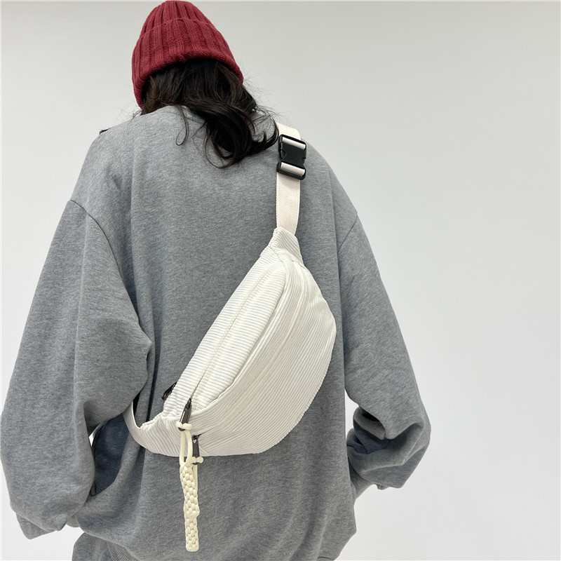 New Trend Simple Chest Bag Sports Casual Style Shoulder Bag Simple Fashion Solid Color Rui Ying Large Capacity Diagonal Bag Specification drawing