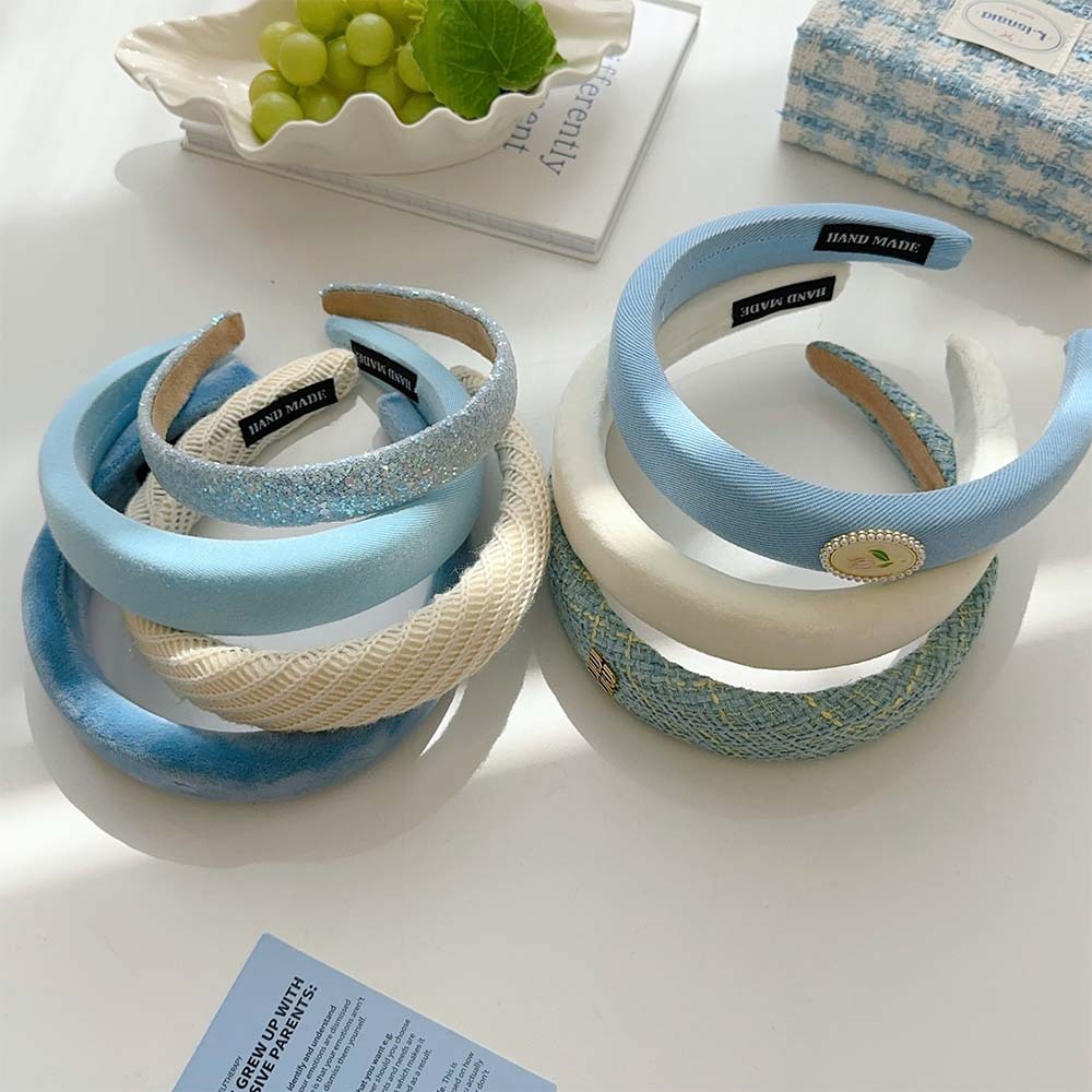 Sky blue hairband for women, 2024 new sponge hairband, high-end feel, wide-edge sponge headband, high top of the head hair accessory for women Application Scenario