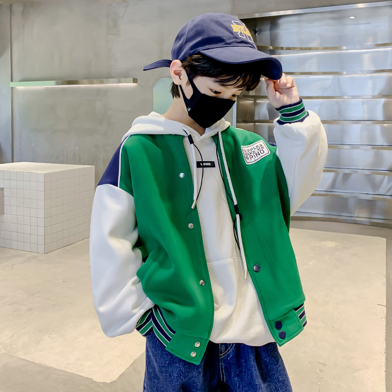 The 2022 new style of loose spring and autumn coat for boys, the children's baseball jacket of Zhongda Children's Autumn collection, is sporty, stylish and trendy Application Scenario