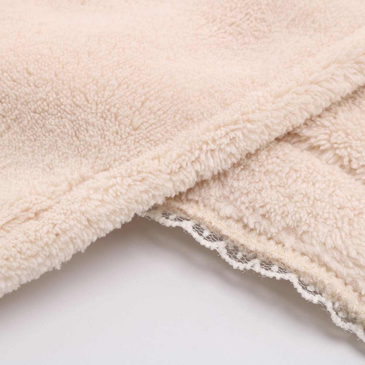 Ins Wind Bow Towel Coral Velvet Absorbent Quick Dry Hair Household Face Towel Student Dormitory Wipe Scarf Square Application Scenario