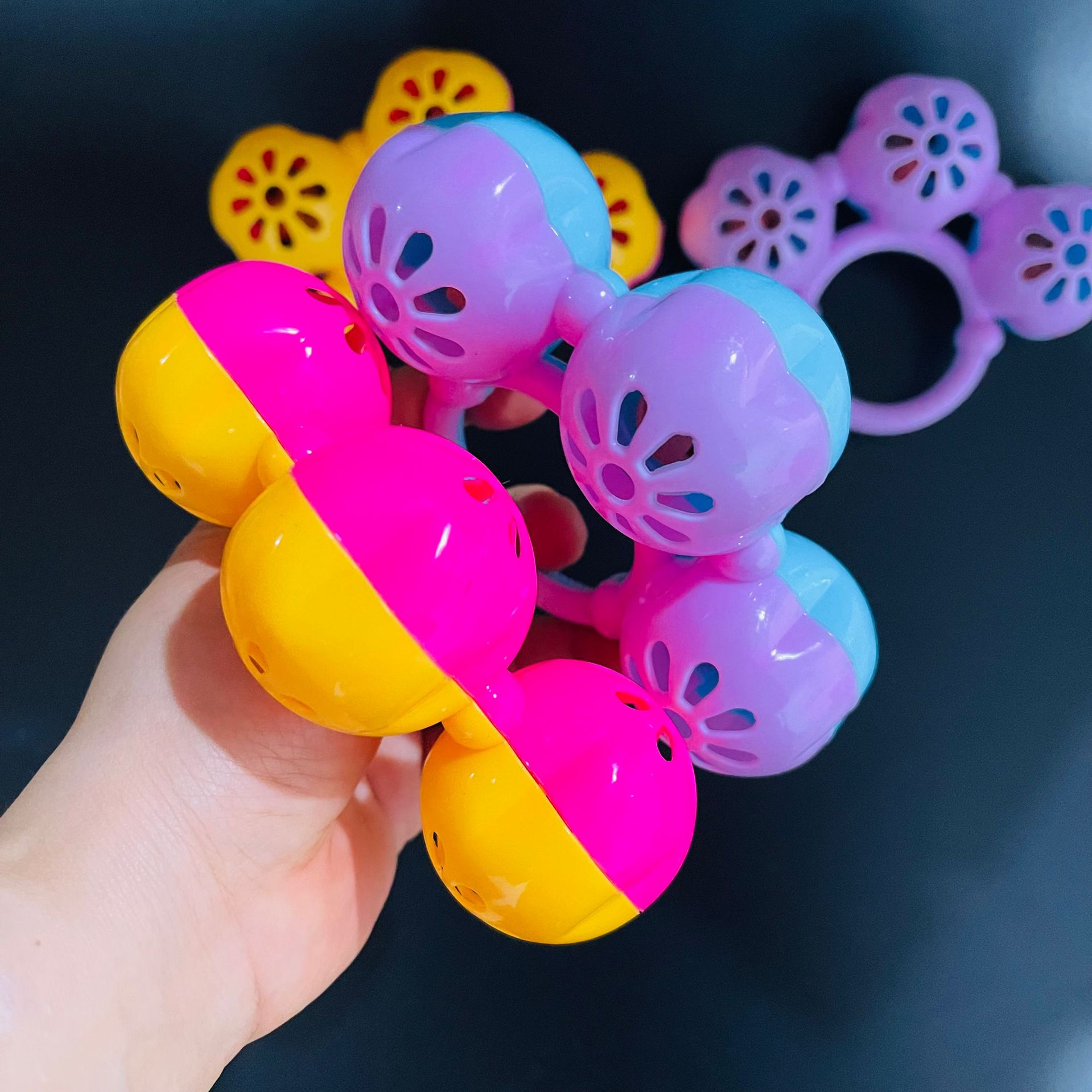 【 Zone 3-7 】2637 Rattle 10/ pack 840/ piece Sanhua Rattle Children's Hand Rattle 1 yuan Toy supply wholesale Educational baby toys wholesale hand rattle Application Scenario