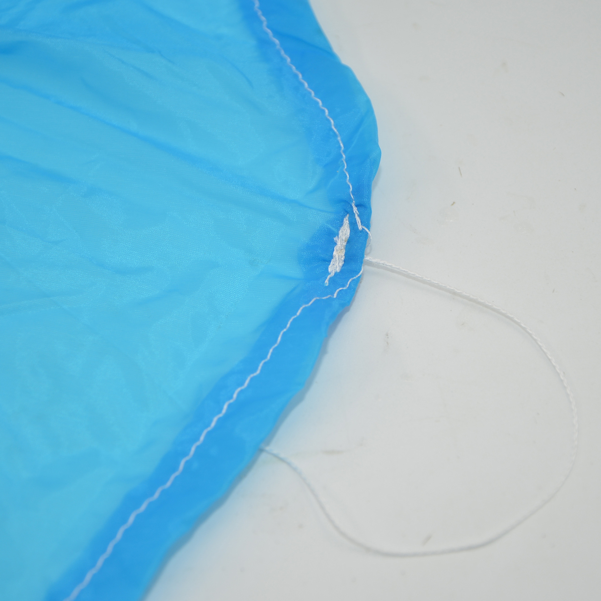 Hangda Soft Fabric Dali Ma manufactures special water for rockets, rocket recovery devices, parachutes, and accessories for model aircraft parachutes Application Scenario