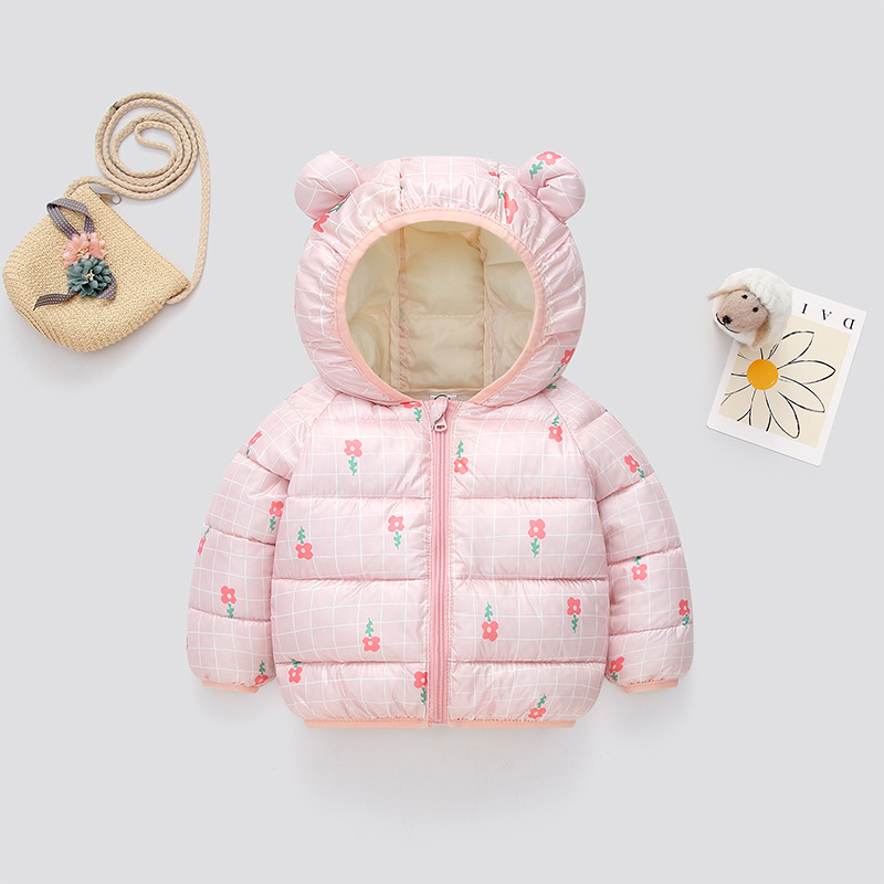 Factory direct sales of new autumn and winter children's lightweight down cotton-padded jackets, warm coats for boys and girls, and baby ear styles Application Scenario