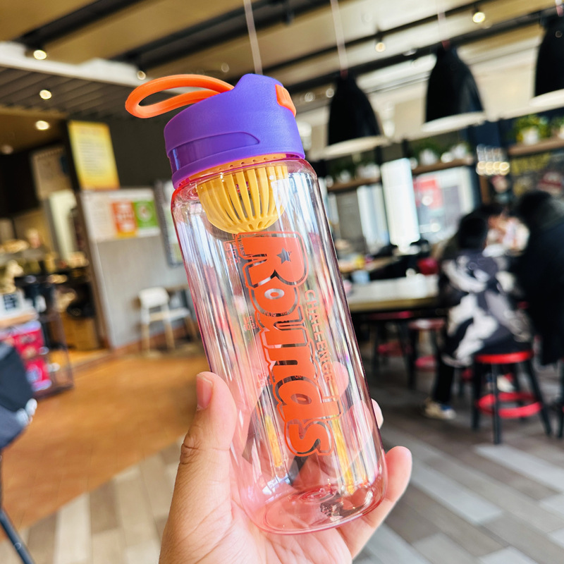 Creative plastic cup, portable student cup, fresh, heat-resistant, simple and shock-resistant, tea filter, popular online water cup, transparent