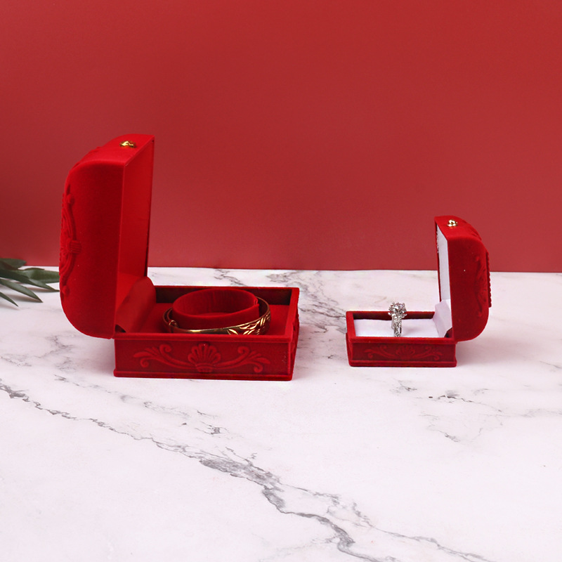 New High-End Red Jewelry Box For Flocking Rose Wedding Jewelry Ring Gift Box Packaging Display Box