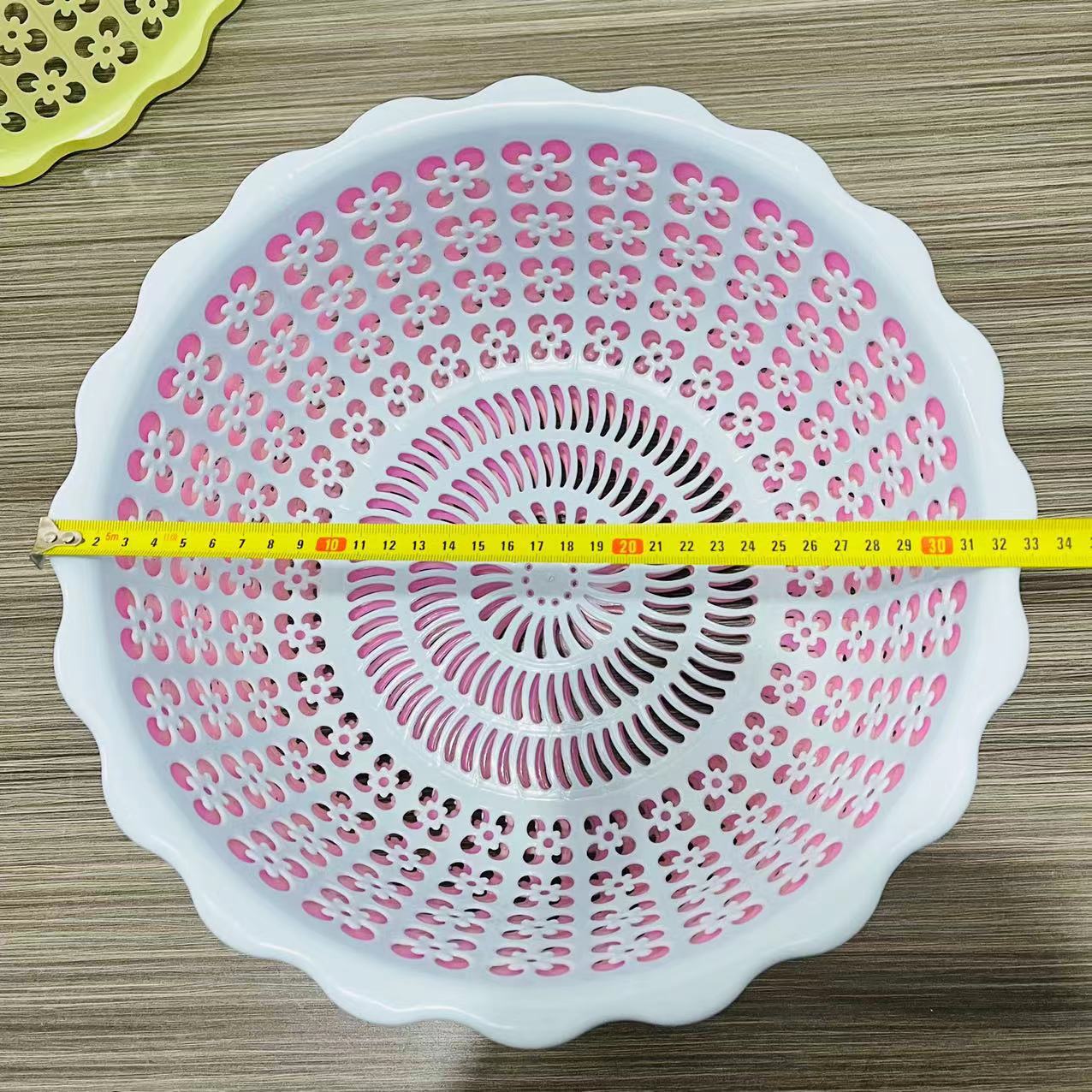 花边镂空洗菜白底实物图