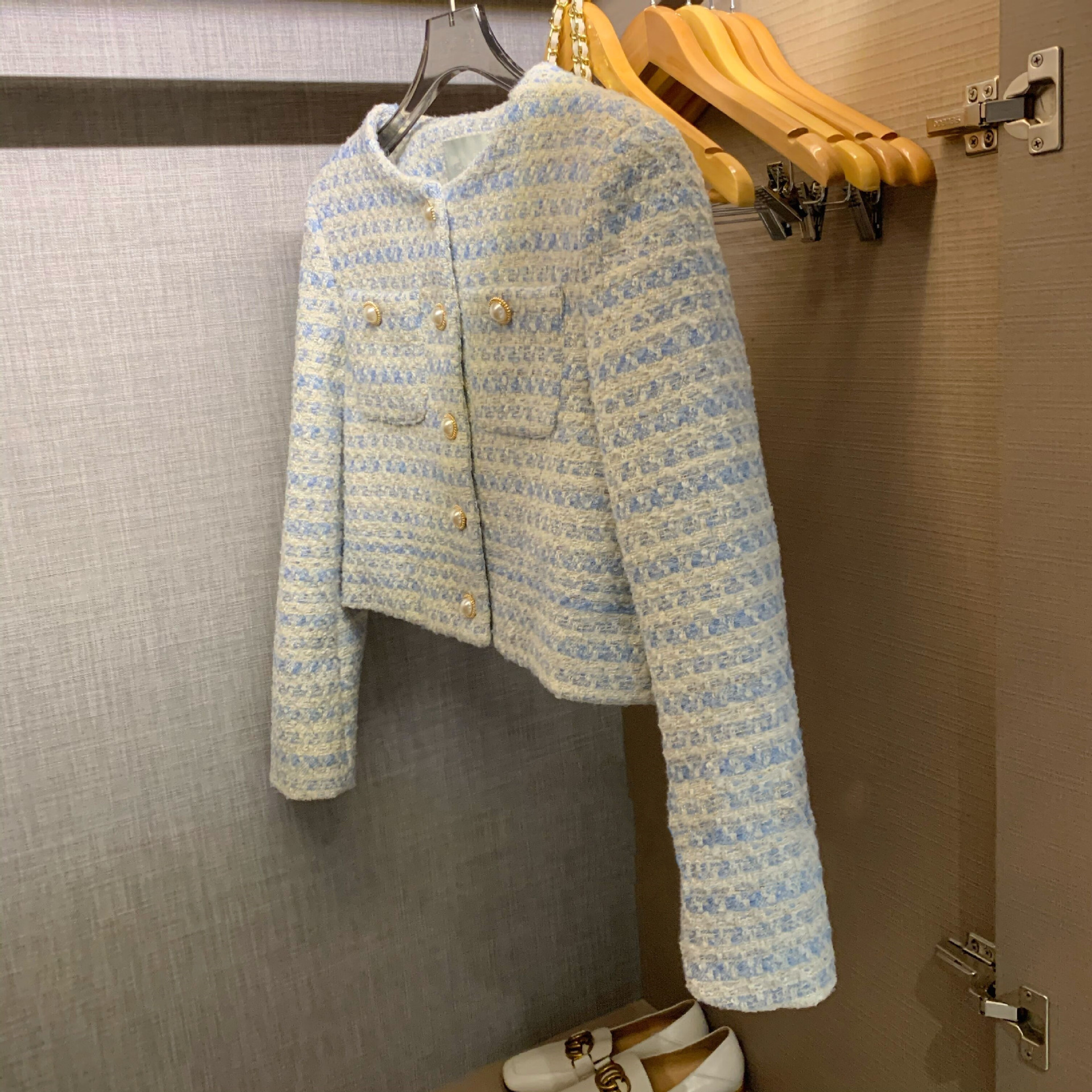 Autumn and winter women's Chanel-style coat 2022 Spring and Autumn new French design sense, small loose short and elegant top Specification image