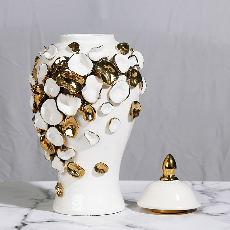 New ceramic electroplated decal golden general jar, European-style flower arrangement vase, handicraft display item, decorative storage jar details Picture