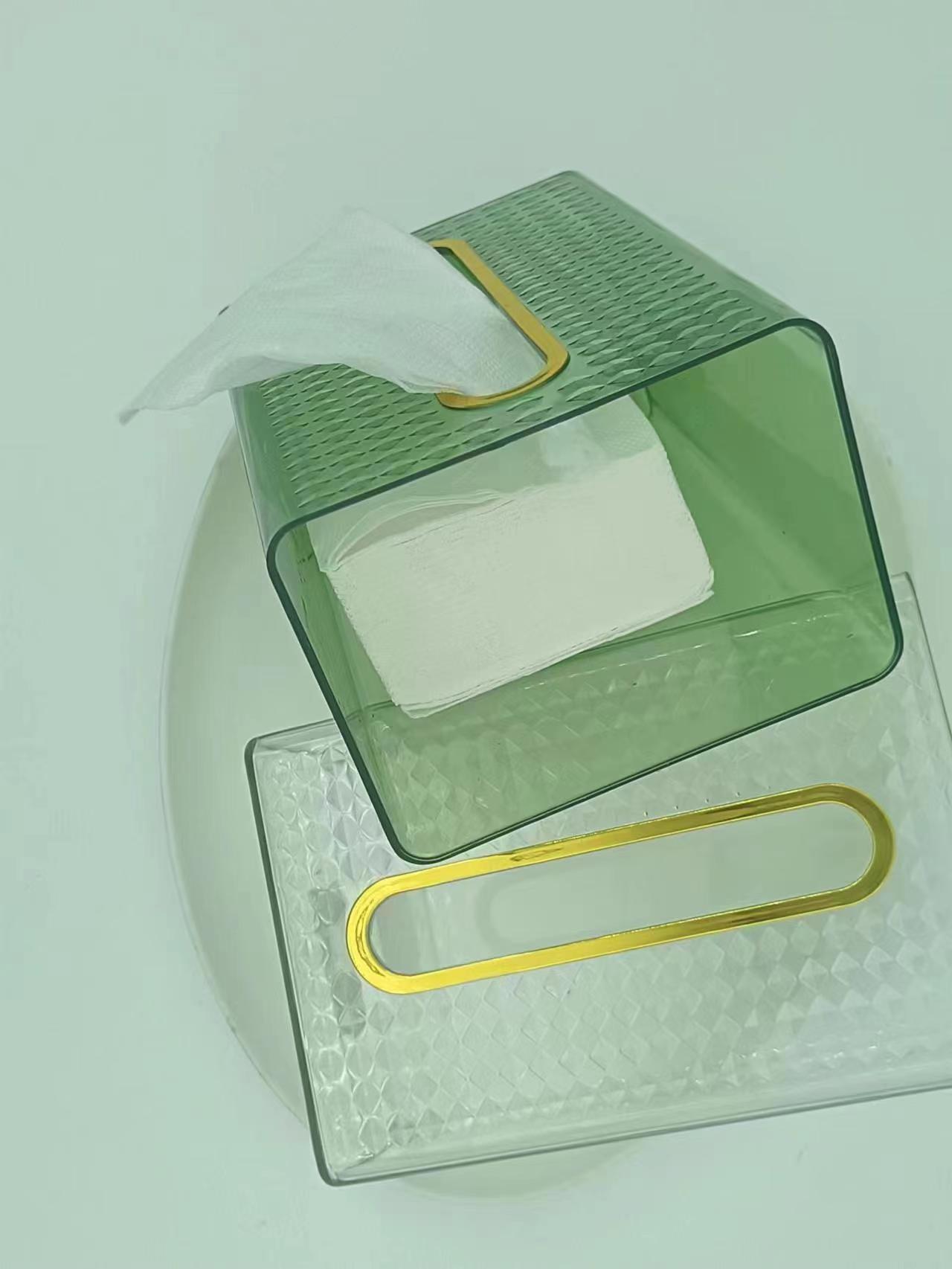 Plastic tissue box