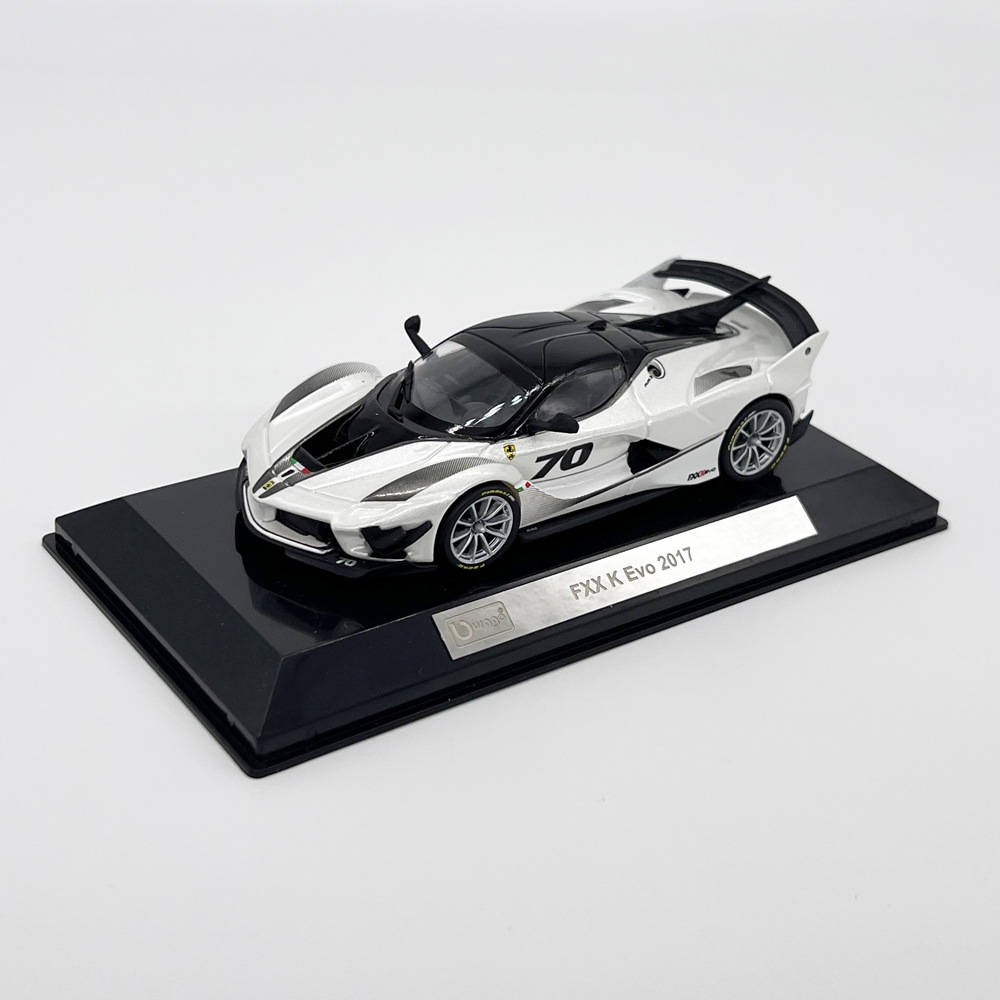 The new Ferrari 1:43 premium series rally car alloy car model is a collectible gift and decorative item Application Scenario