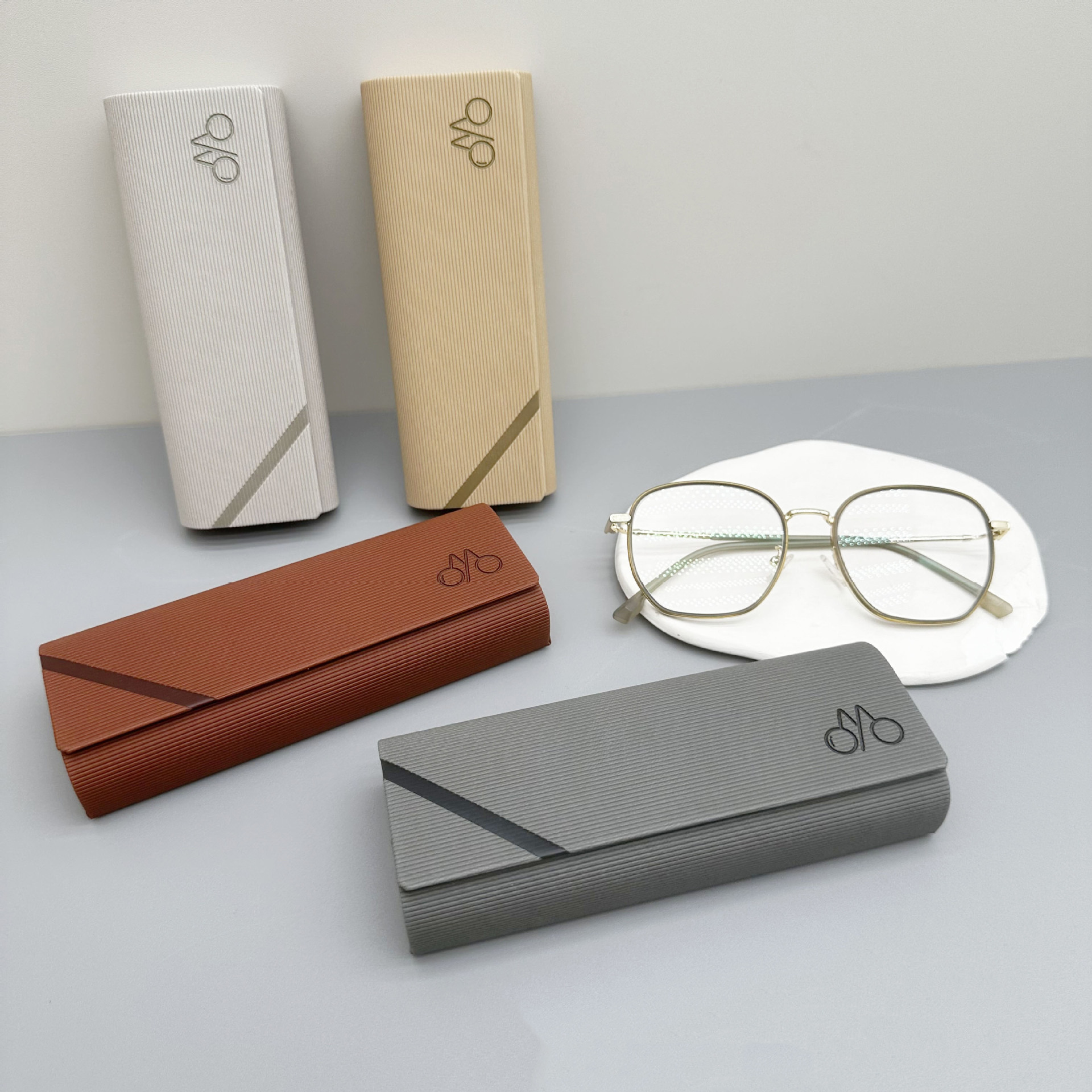 新品光学镜架眼镜盒高级感颜值皮质近视眼镜镜盒便携抗压眼镜盒