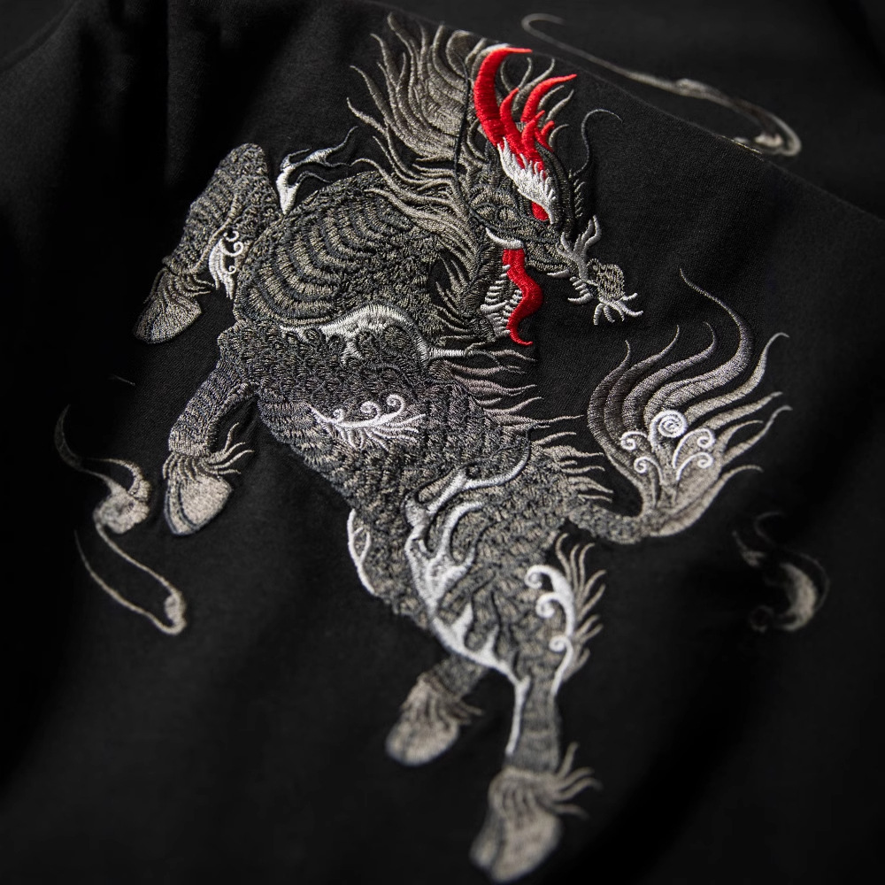 Summer new national trend Chinese-style Qilin embroidery loose and plump pure cotton half-sleeved T-shirt, social short-sleeved T-shirt for men Application Scenario