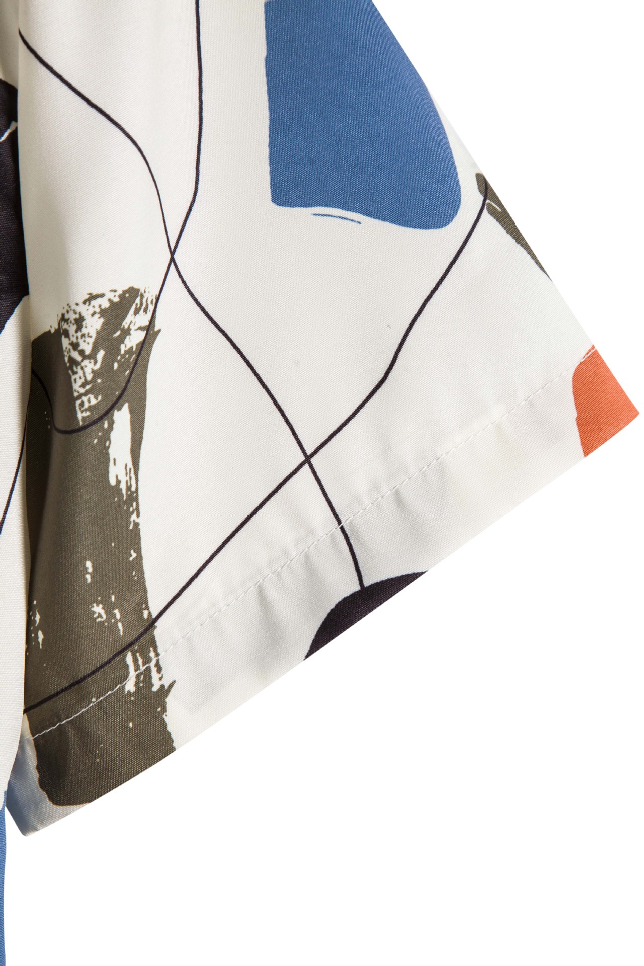 2023 Casual white graffiti lapel cotton slim-fit printed all-season versatile youth regular men's shirt in stock Application Scenario