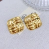 2024 Cross-border bestsellers: Fashionable and versatile, light luxury style, heart-shaped stud earrings, high-end ins style, internet-famous style, elegant Application Scenario