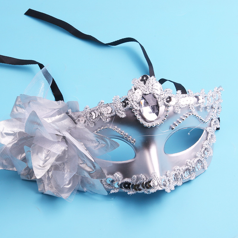 Factory direct sales of Halloween masks, masquerade balls, Big Hundred flowers princess masks for women, half face with feathers and flowers details Picture