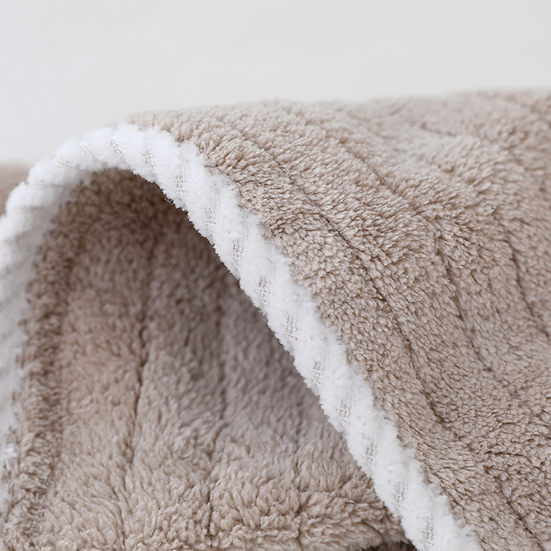 Woven coral fleece towels, children's towels, water-absorbing plain dry hair towels, soft edge-wrapped gift towels, and can be embroidered with logos Specification image