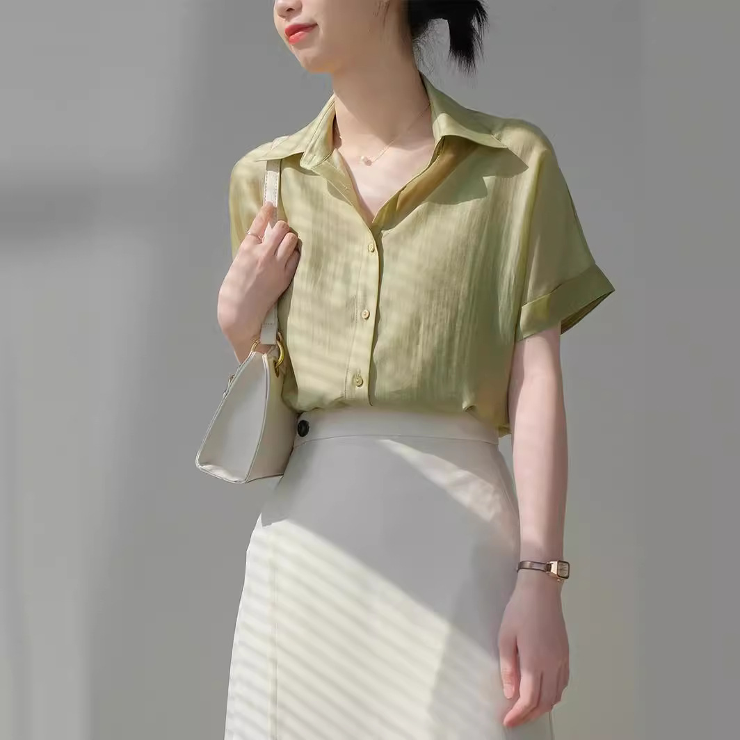 Green Loose Short-Sleeved Shirt Women New Summer Design Sense Small Sag Shirt French Small Top Woman