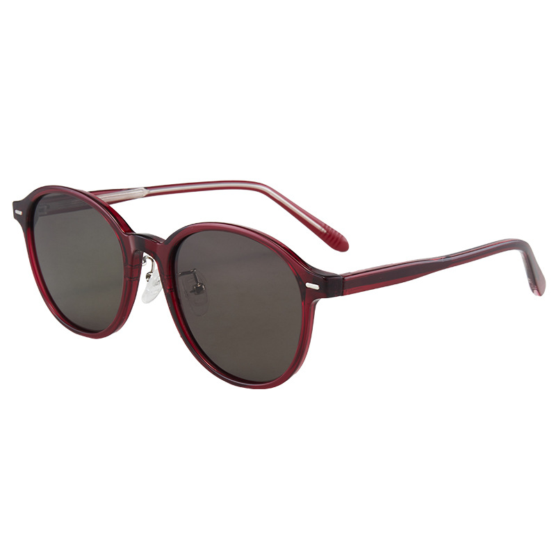 The 2025 new TR90 polarized sunglasses are fashionable and retro for men, trendy for women, and UV-resistant driving glasses