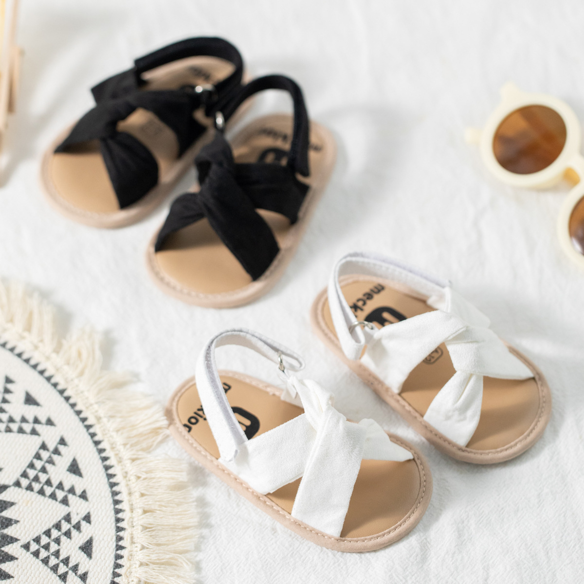 Summer Sports Sandals For Babies Toddler Shoes For Children Hollowed Out Soft Soled Children Shoes With Open Toe Beach Shoes details Picture