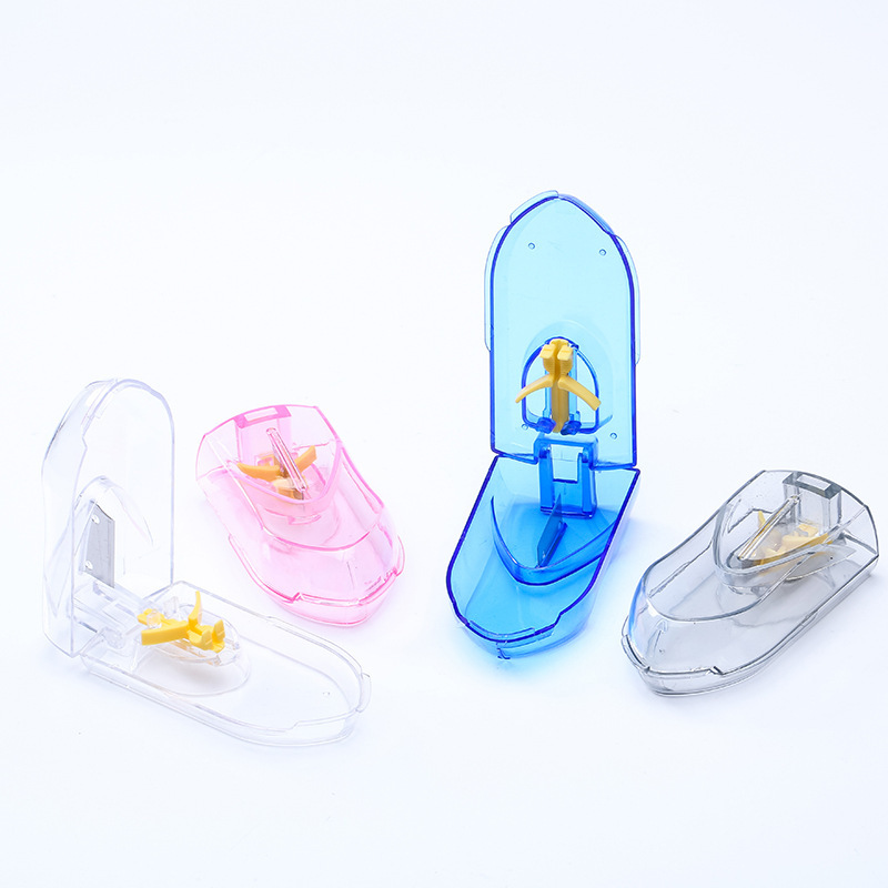 Portable 7-day drug divider