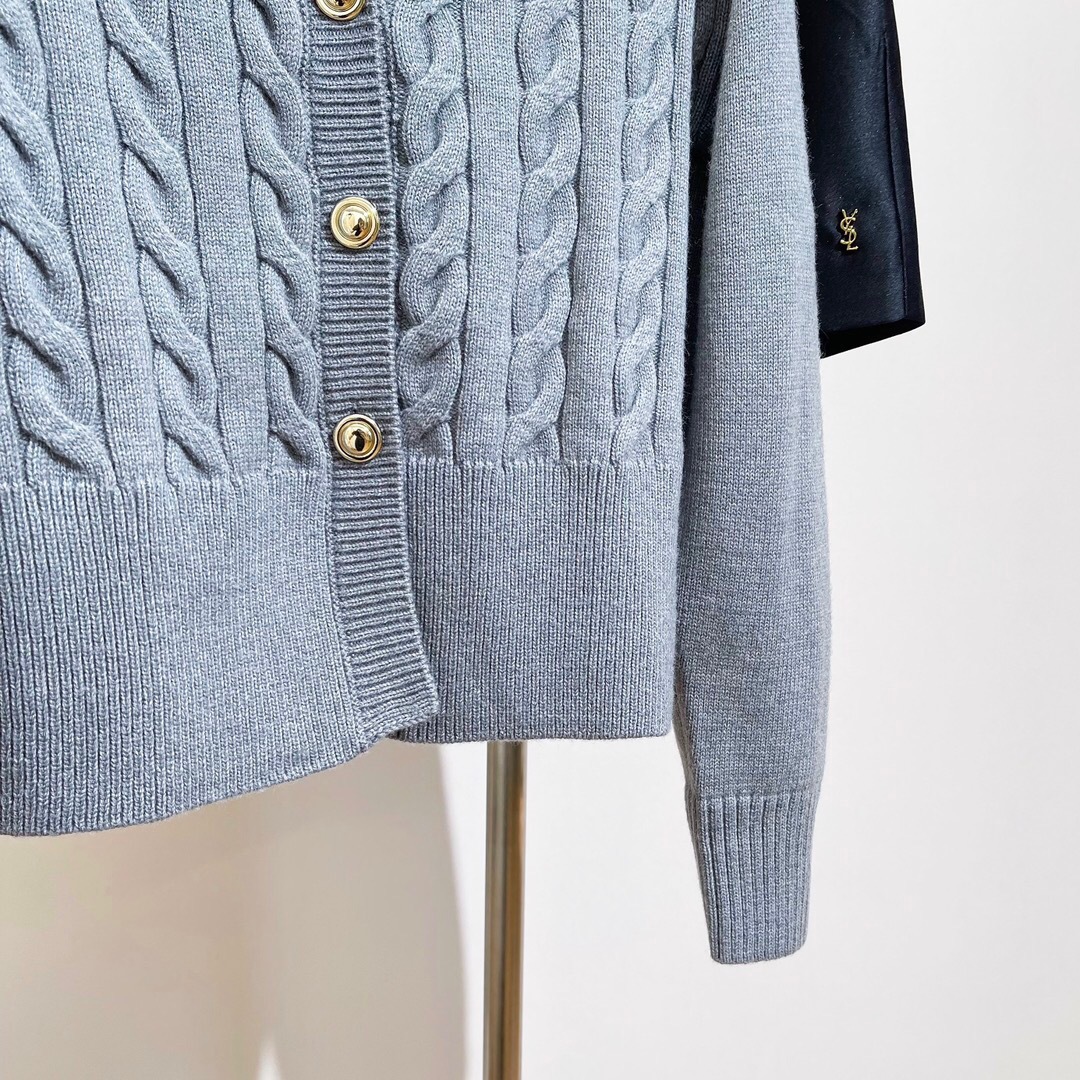 Shenzhen Nanyou Women's Clothing Miao Jia Women's Knitted Sweater Autumn and Winter new V-neck twisted cardigan sweater Embroidered wool sweater Application Scenario