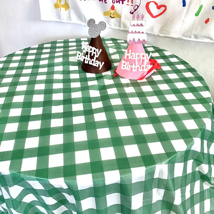 Disposable Plaid Tablecloth Thickened Picnic Birthday Party Tablecloth Individually Packaged Picnic Peva Plastic Round Table Cloth details Picture