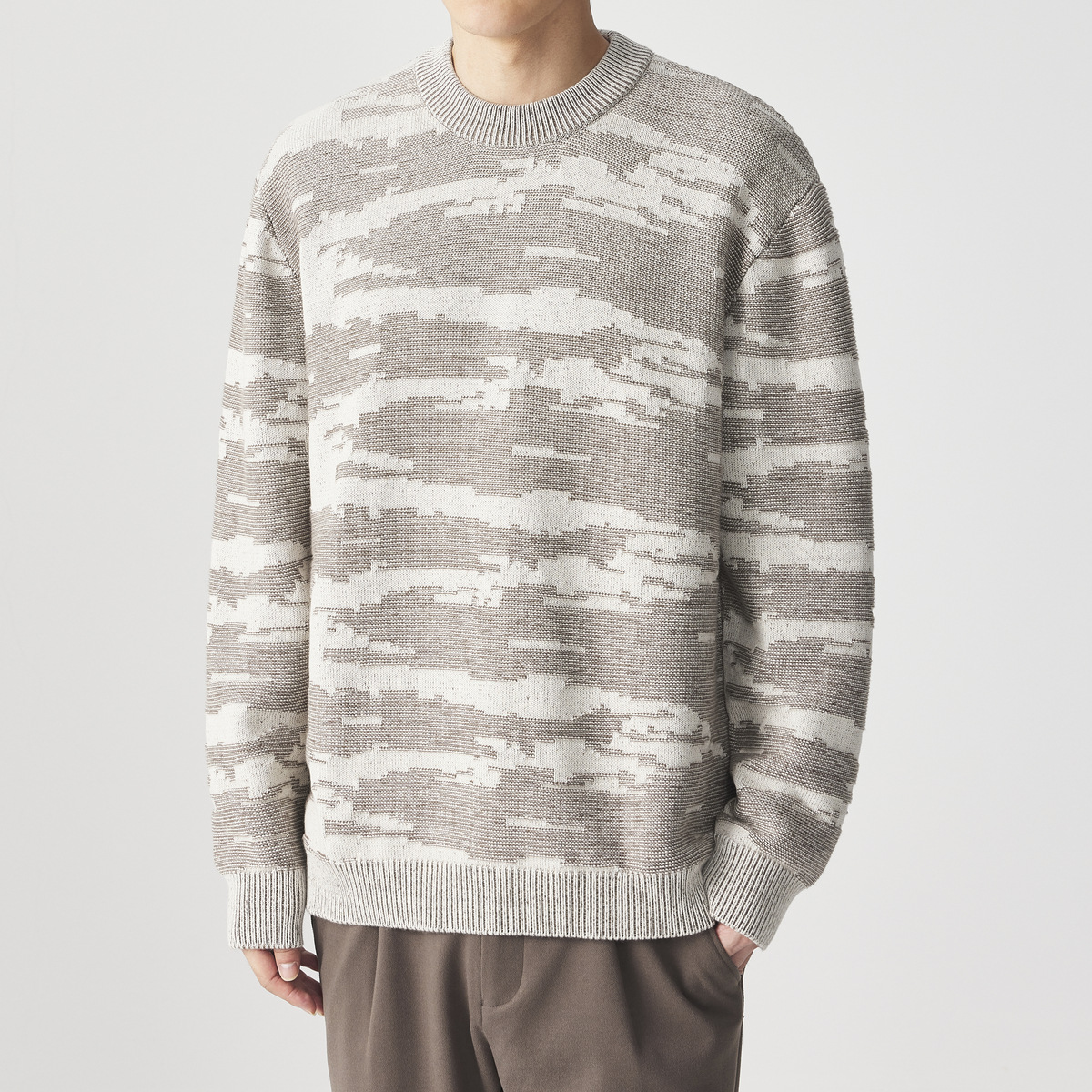 Momeck textured jacquard round-neck sweater for men 2024 Spring Collection, Far-infrared warming Men's knitted sweater 20699 details Picture