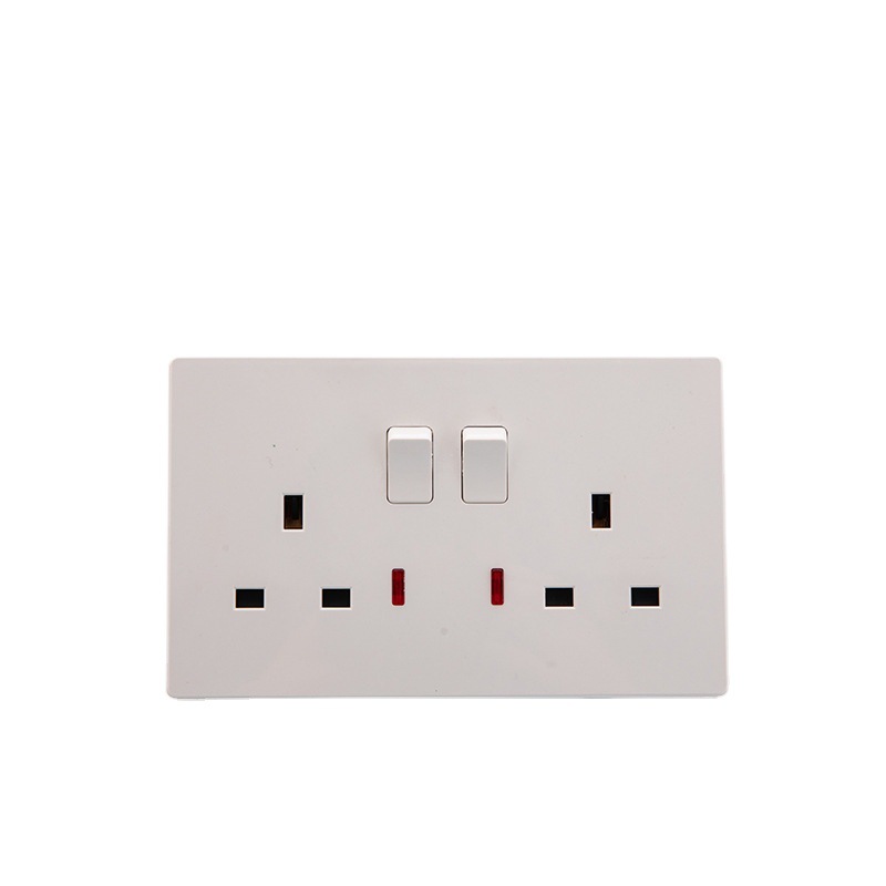Manufacturers Direct Uk Standard Plug Middle East Africa Saudi Plug 13A Wall Socket Plug Panel Cross-Border Item Picture