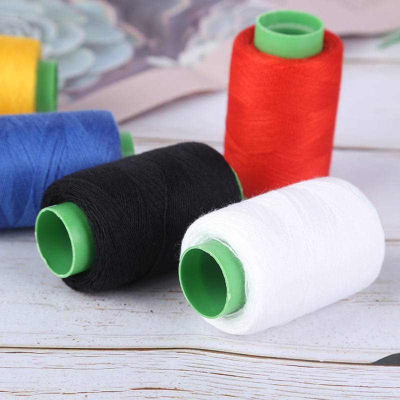 A set of 2 black and white thread cross-stitch needles and threads in a bag, sewing thread for foreign trade needlework, one-yuan small commodity wholesale details Picture