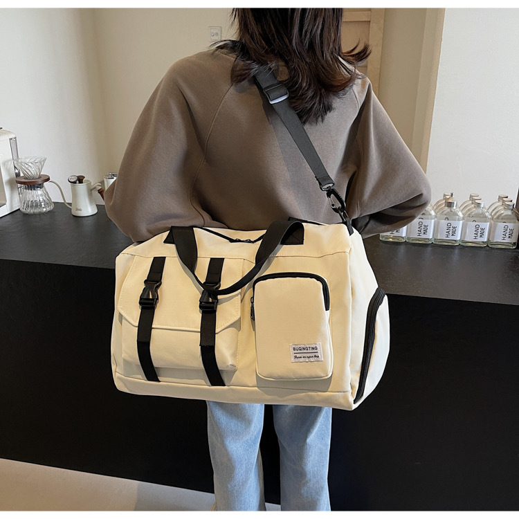Men's large-capacity waterproof luggage bag, hand-held luggage bag details Picture